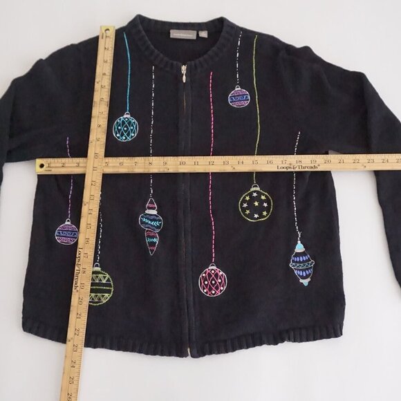 Vintage Craft & Barrow Black Knit Embroidered Beaded Ornaments Holiday Sweater M - Picture 4 of 11